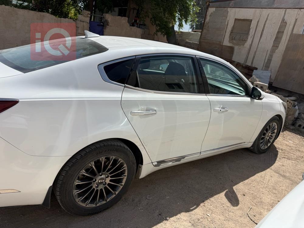 كيا كادينزا